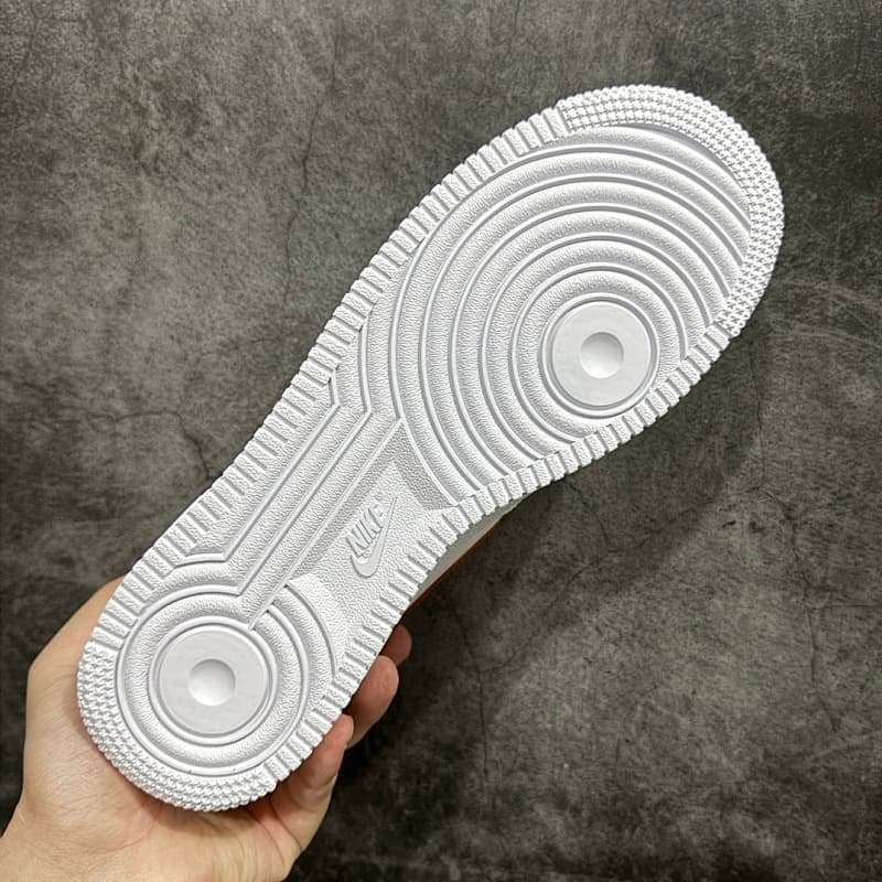 10 ¥240【OWF Batch】 Air Force One x Supreme 白色空军联名 CU9225-101