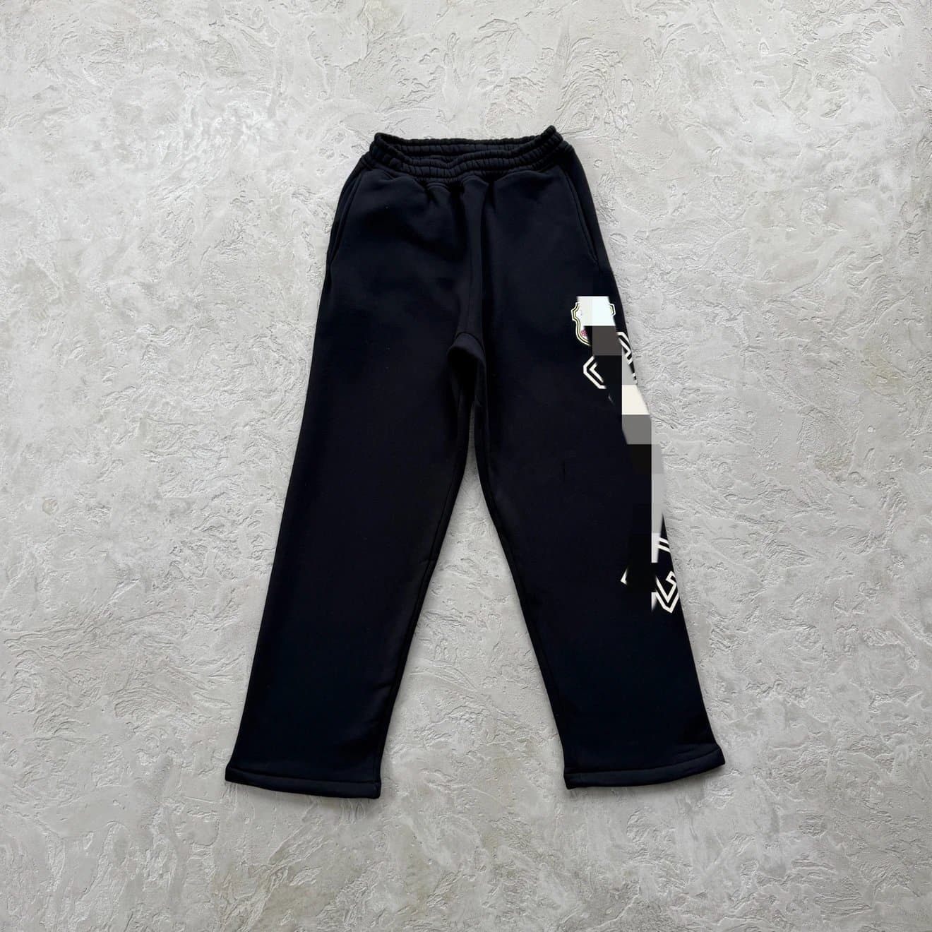 Evil – Shield-Arched Straight-Leg Sweatpants