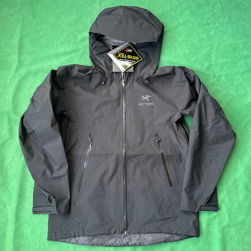 ¥250 TZ Batch RC‘TERYX BETA LT GORE-TEX Jacket-Men's黑色