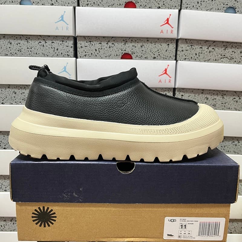250Y【TOP Batch】Snow boots 雪地靴 1158351 黑白35-45