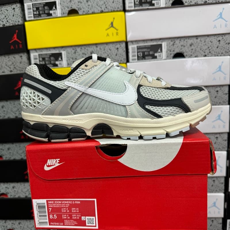 220Y【Z Batch】 Batch NK AirZoomVomero5 夜光 白黑色 FN769-110