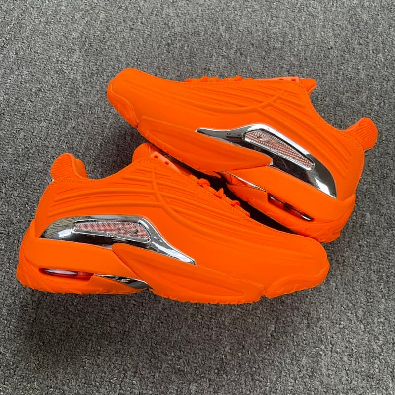 ¥210【EE Batch】NOCTA x NK Hot Step 2 Air Terra 联名款减震耐磨机能篮球鞋 【40-47.5】暴力橙 DZ7293-800