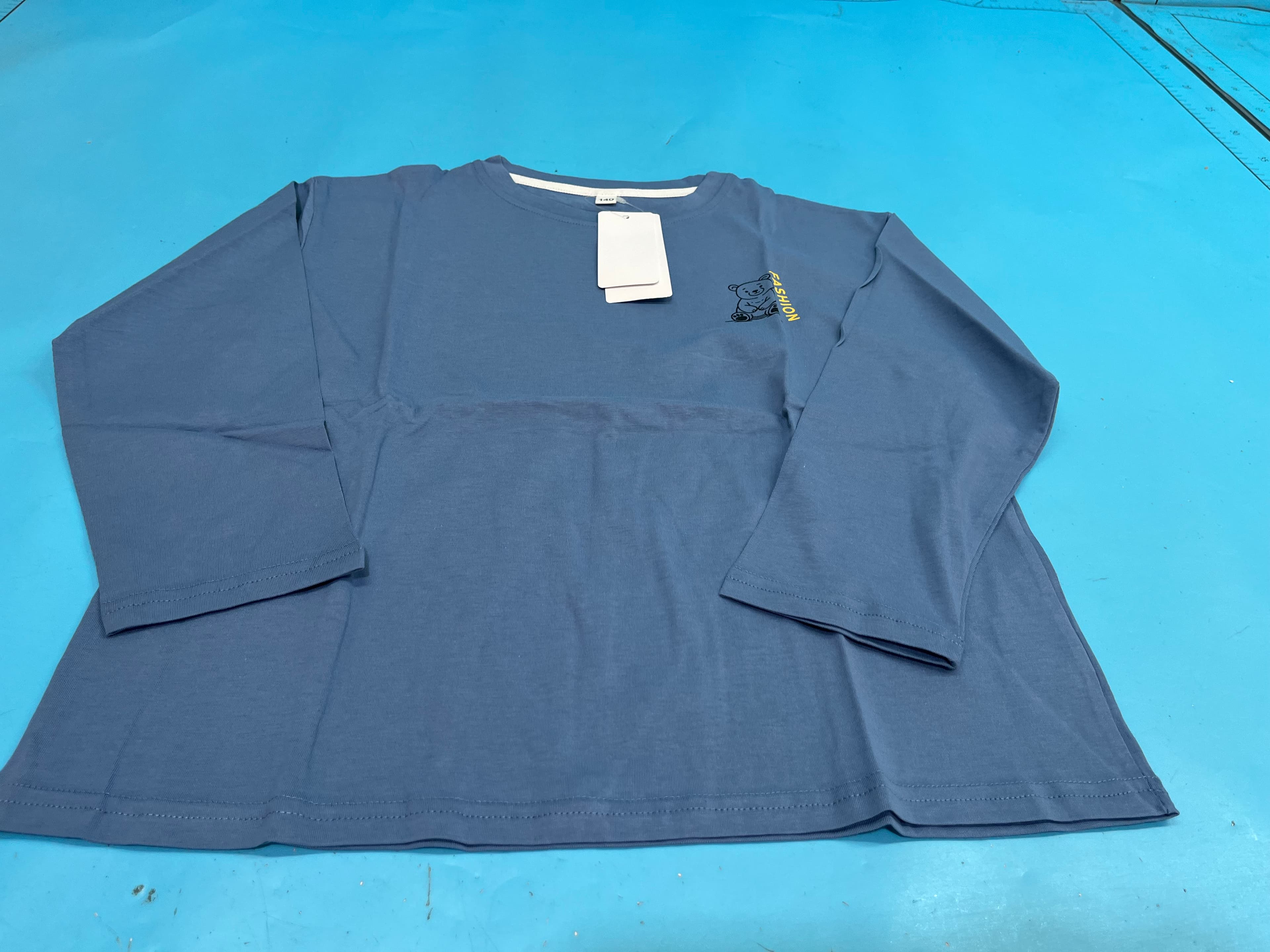 Conjunto de pijamas infantis de algodão puro grau A para maternidade e bebês, roupas de casa para primavera e outono 2025, estilo coreano, conjunto de pijamas d