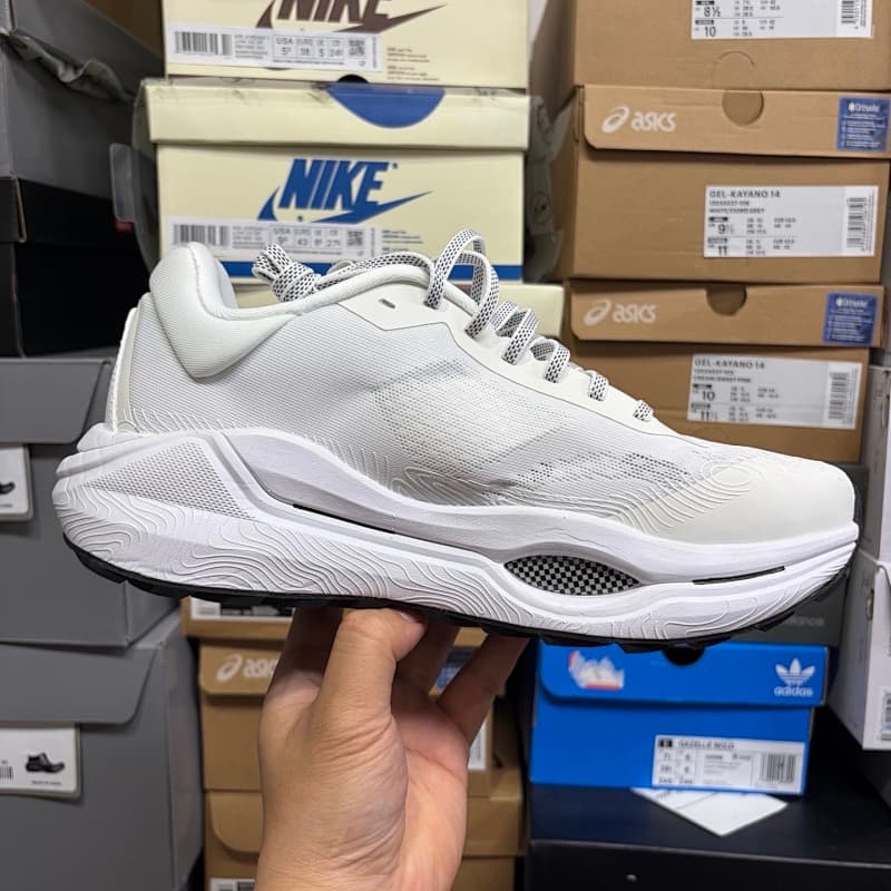 UA 登山鞋 40-45 5338038纯白